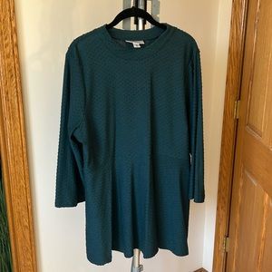 Motherhood Maternity 3/4 sleeve, evergreen in color, size XL